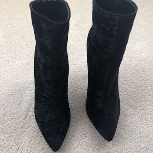 Size 9 black velvet booties